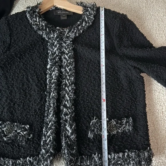 St. John Black and white Blazer